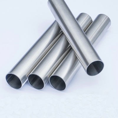 Edelstahl-Rohr 316L 316 TP316L 304 Poliernahtlosen Spiegel-304L